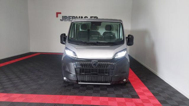 Peugeot Boxer image 2