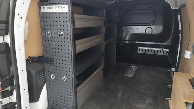 Renault Kangoo Express image 9
