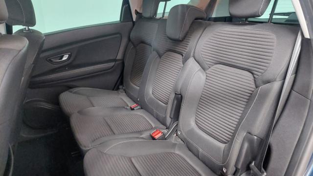 Renault Grand Scénic image 4