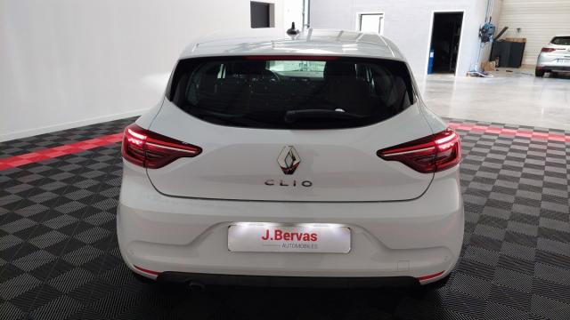 Renault Clio image 8