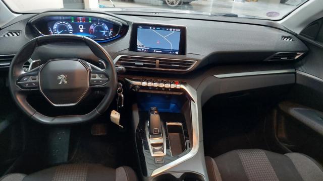 Peugeot 3008 image 8