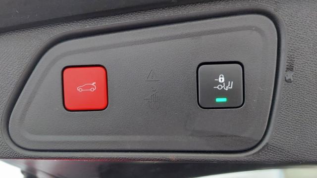 Peugeot 3008 image 9