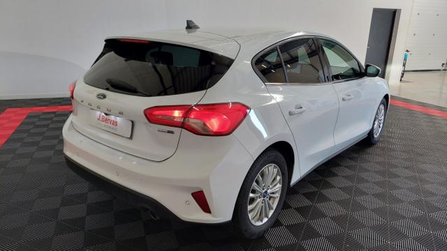 Ford Focus image 8