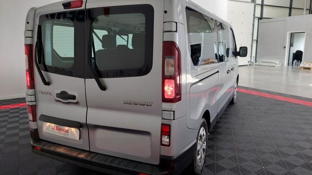 Renault Trafic image 9