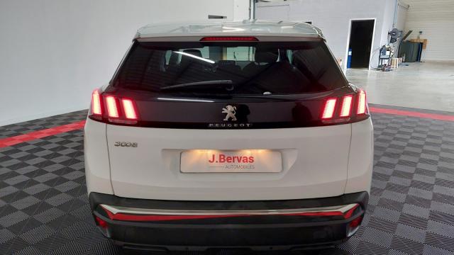 Peugeot 3008 image 8