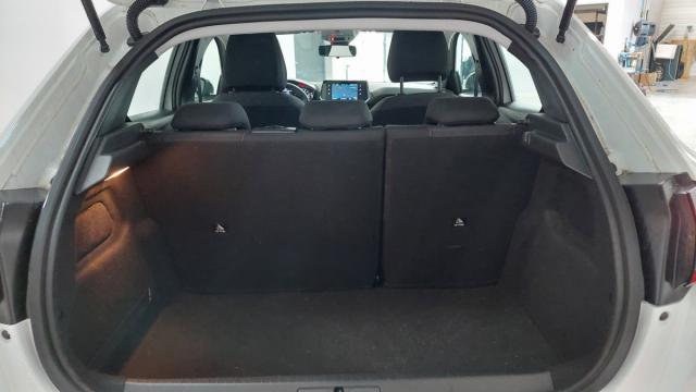 Peugeot 208 image 3