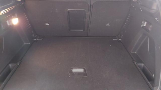Peugeot 3008 image 8