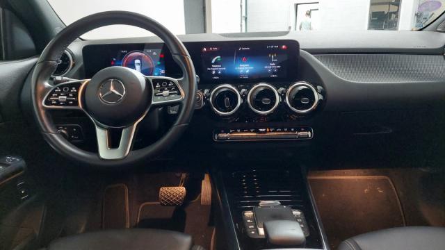 Mercedes Benz Gla image 2