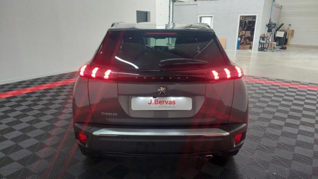 Peugeot 2008 image 8