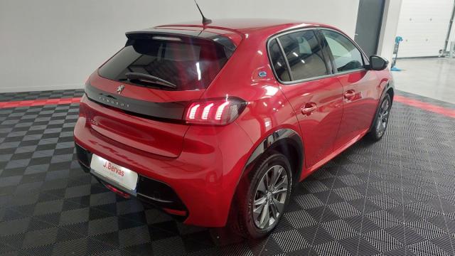Peugeot E-208 image 4