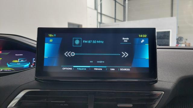 Peugeot 3008 image 3