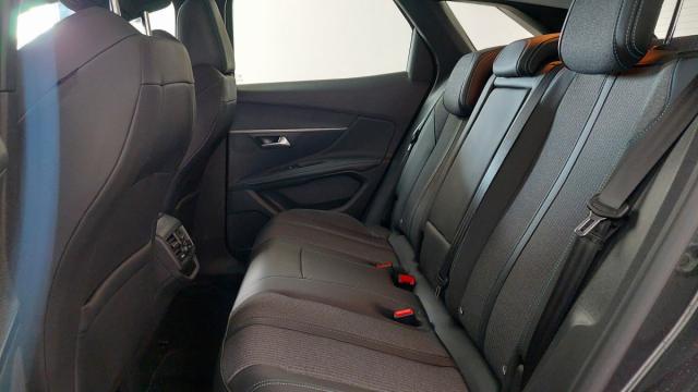Peugeot 3008 image 4
