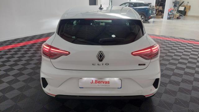Renault Clio image 6