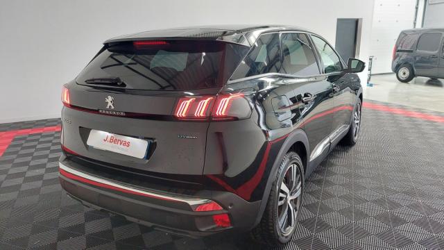 Peugeot 3008 image 2