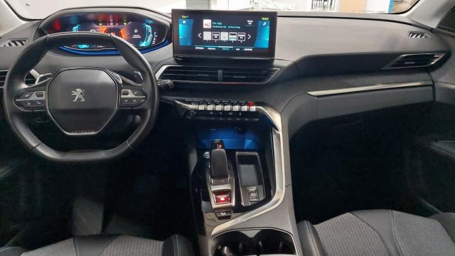 Peugeot 3008 image 3