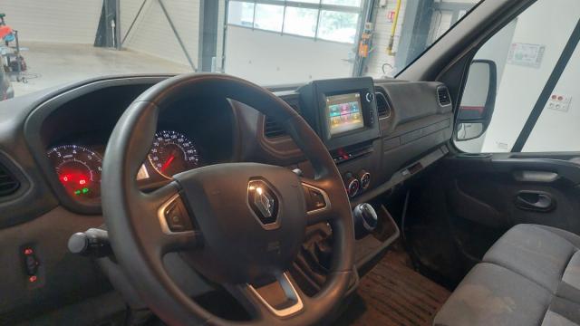 Renault Master image 9