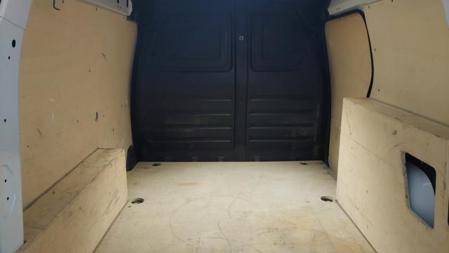 Renault Kangoo image 8