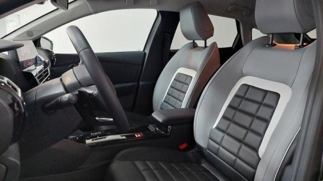 Citroen C4 image 8