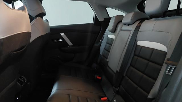 Citroen C4 image 2
