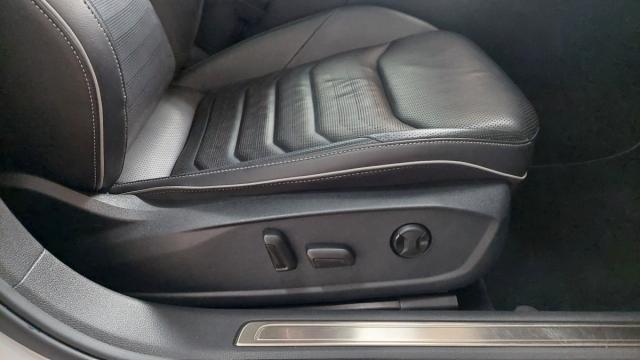 Volkswagen Arteon image 7