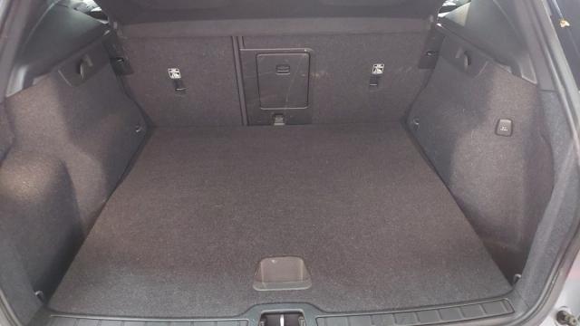 Volvo Xc40 image 4