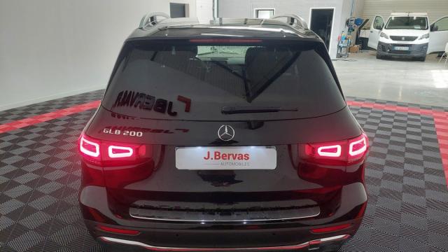 Mercedes Benz Glb image 6