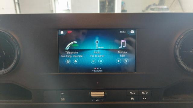 Mercedes Benz Sprinter image 5