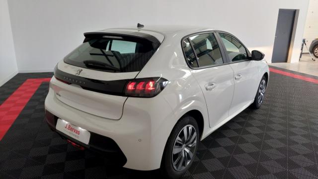 Peugeot 208 image 2