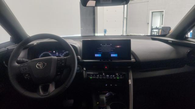 Toyota C-Hr image 9