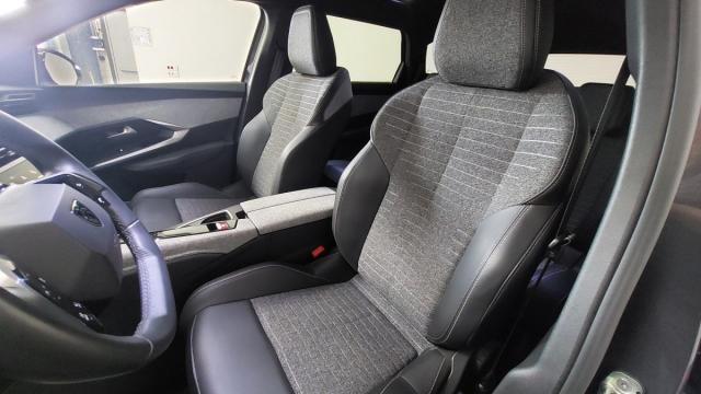 Peugeot 5008 image 6