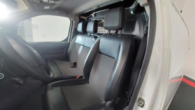 Citroen Jumpy image 6
