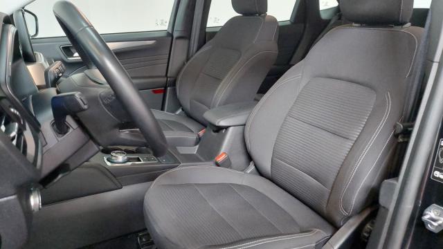 Ford Kuga image 1