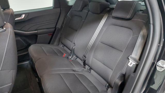 Ford Kuga image 7