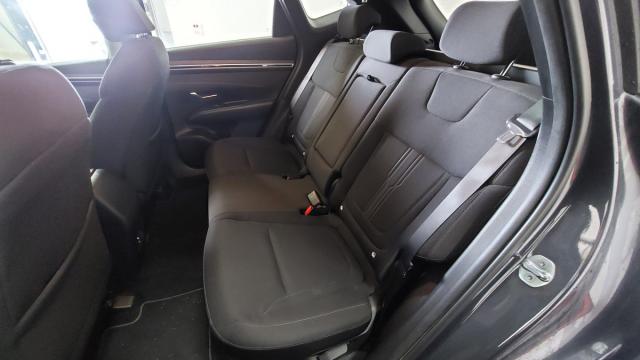 Hyundai Tucson image 2