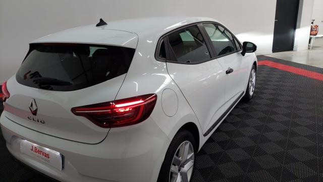 Renault Clio image 6