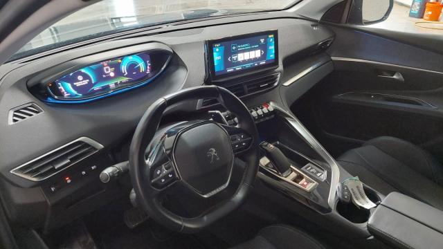 Peugeot 3008 image 3