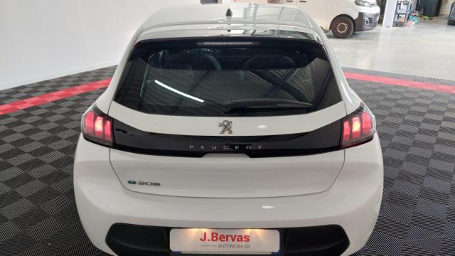 Peugeot E-208 image 7