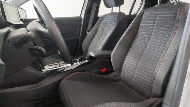 Peugeot E-208 image 3