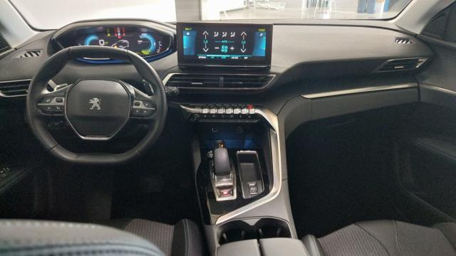 Peugeot 3008 image 8
