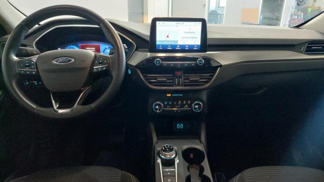 Ford Kuga image 9