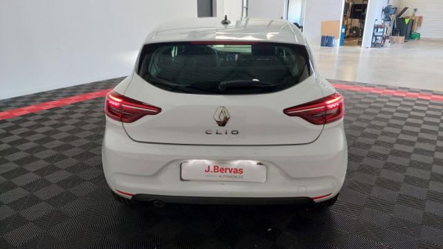Renault Clio image 9