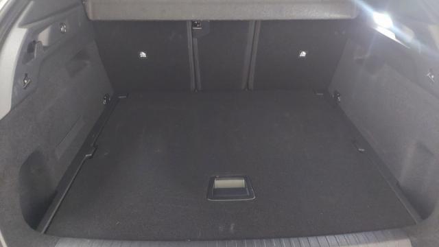 Peugeot 3008 image 3