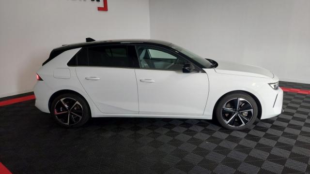 Opel Astra image 8
