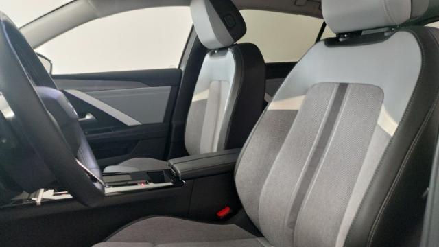 Opel Astra image 1