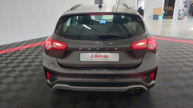 Ford Focus image 9