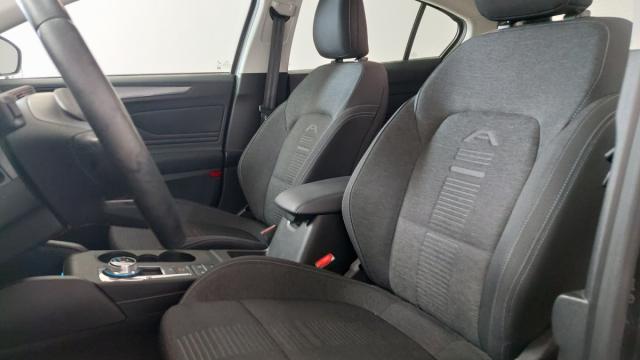 Ford Focus image 5