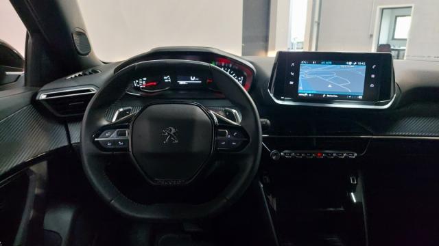 Peugeot 2008 image 1