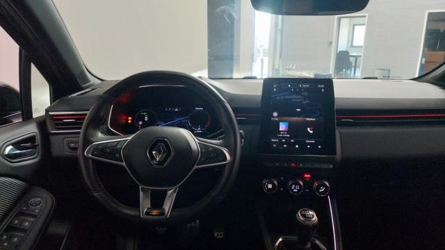 Renault Clio image 9