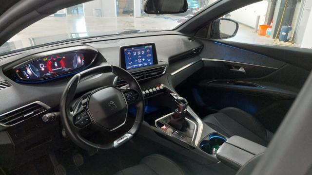 Peugeot 3008 image 4