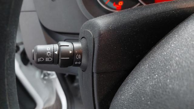Renault Kangoo Express image 2